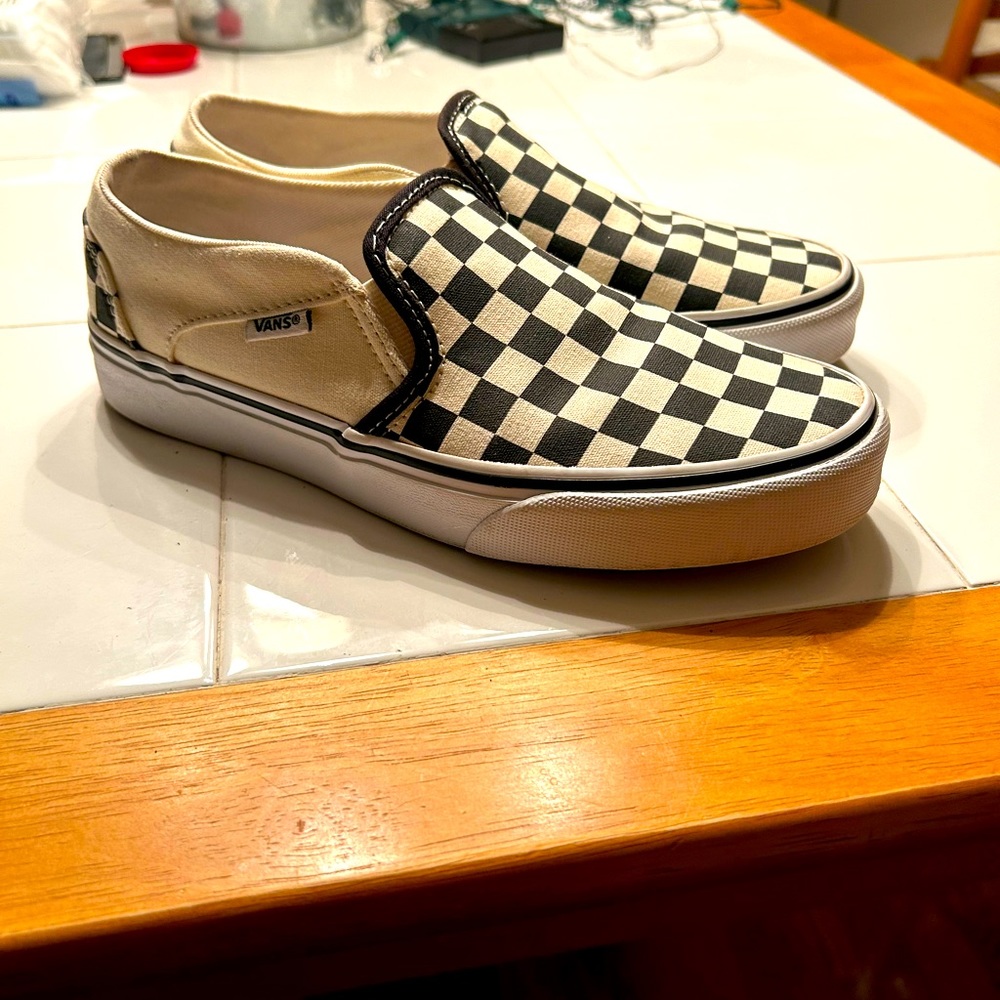 *Vans Checkerboard Slip Ons*